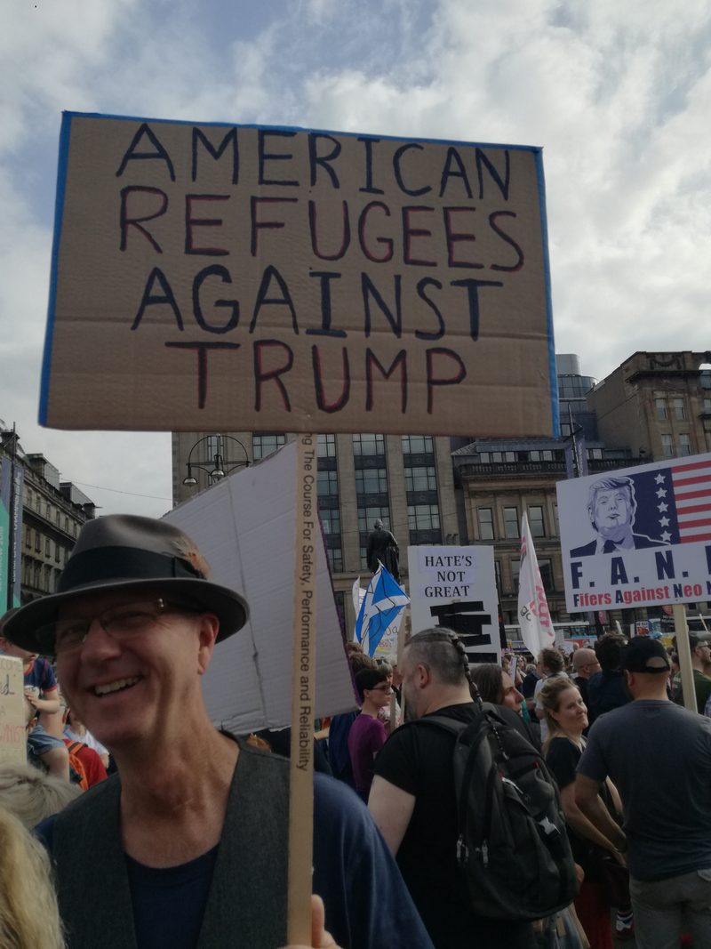 Illustration for article titled Scottish anti-Trump photo dump (long and comprehensive!)